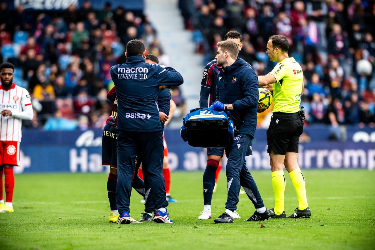 Pitch-side medical care during a LaLiga match